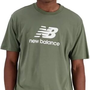 New Balance Herren NB Essentials Logo Tee T-Shirt, Deep Olive (323), S, Deep Olive Green (323)