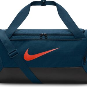 Nike Brasilia DM3976 Trainingsetasche (klein, 41 Liter), Waffenkammer Marine/Schwarz/Picante Rot, Herren -Training