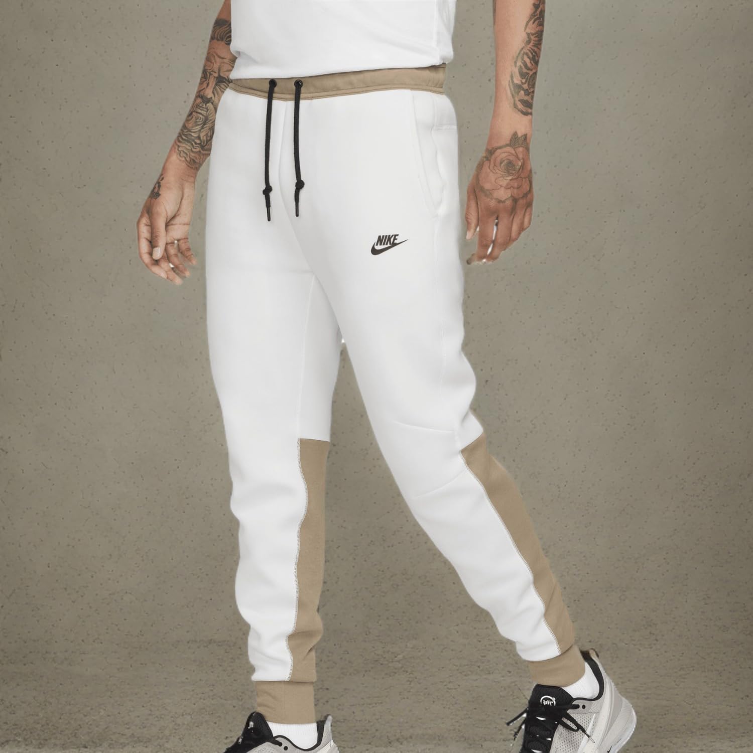 Nike m nk tch flc jggr Herrenhosen – Bild 10