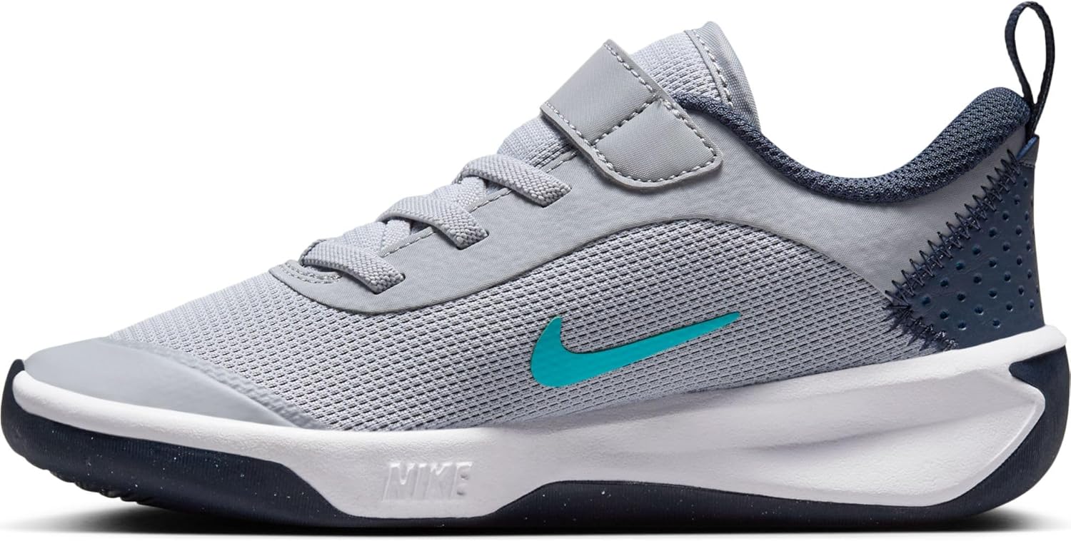 Nike Unisex Kinder Omni Multi-Court-jüngerer Schuh – Bild 9