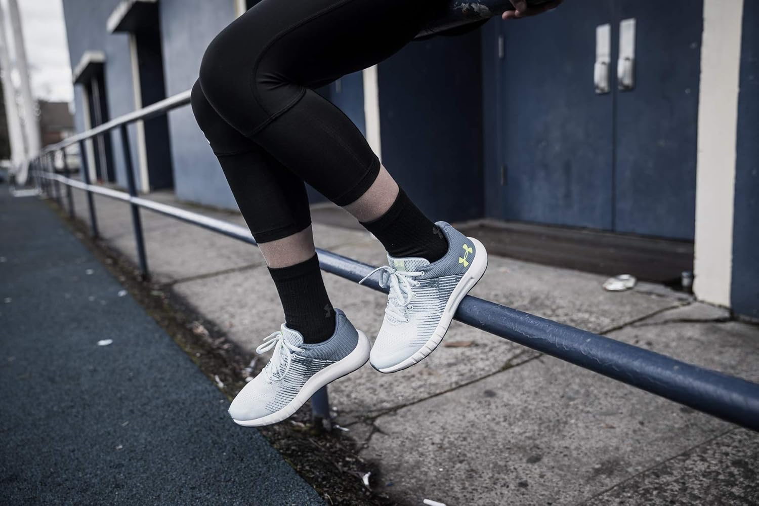 Under Armour Damen Performance Tech Crew Multipair Socken (Packung von 6) – Bild 6