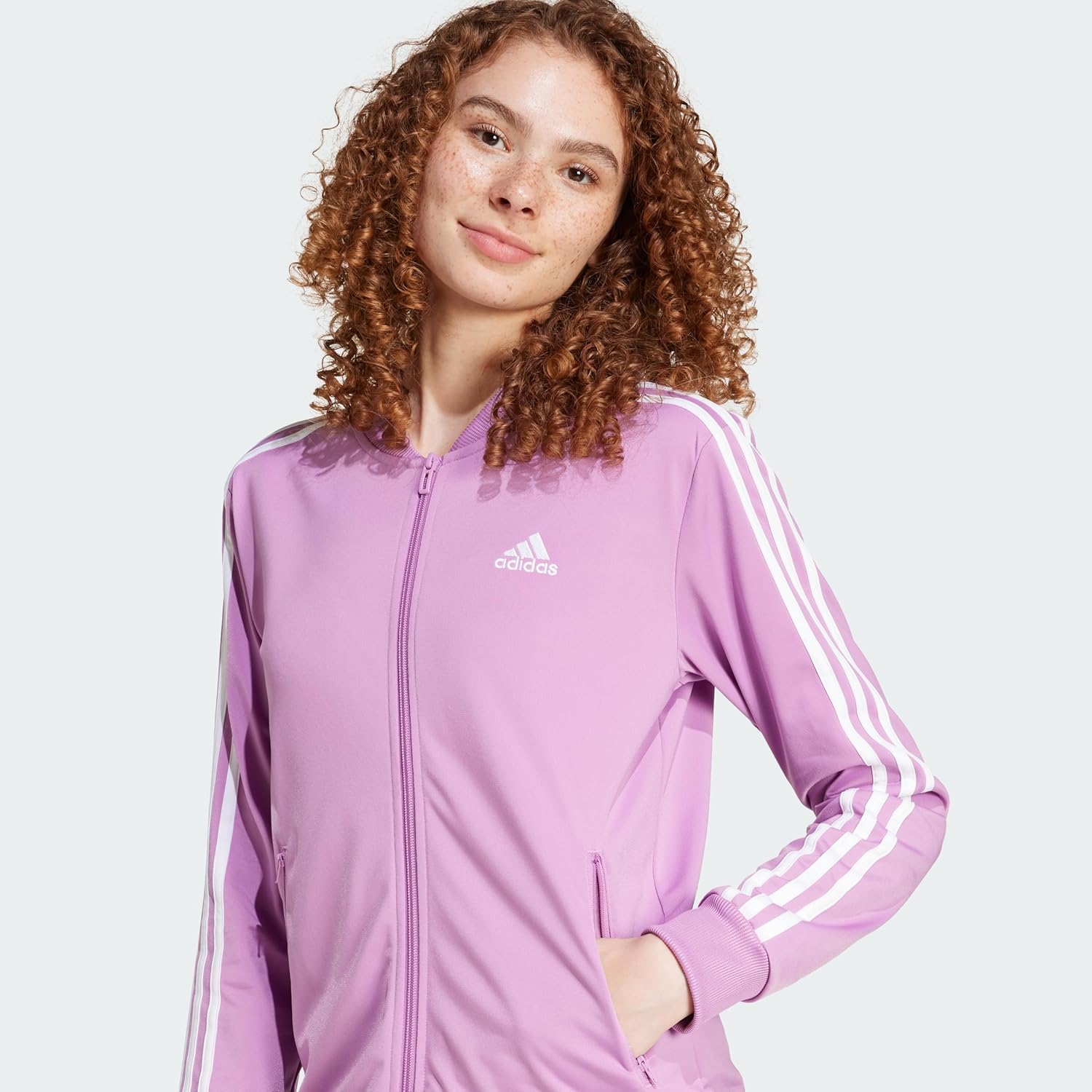 adidas Damen Essentials 3-stripes Track Suit Trainingsanzug – Bild 3