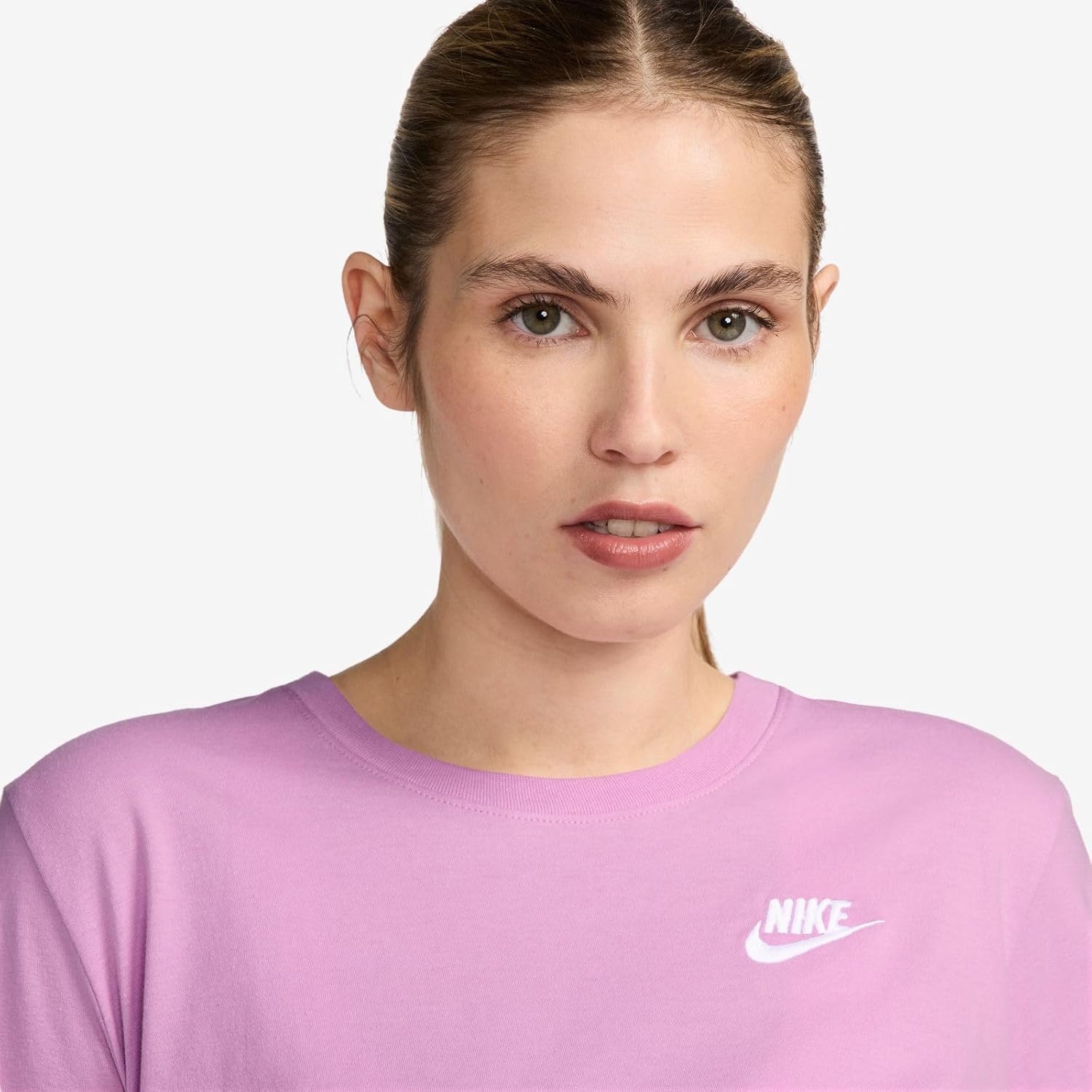 Nike Women's Sportswear Club Essentials Frauen-T-Shirt – Bild 4