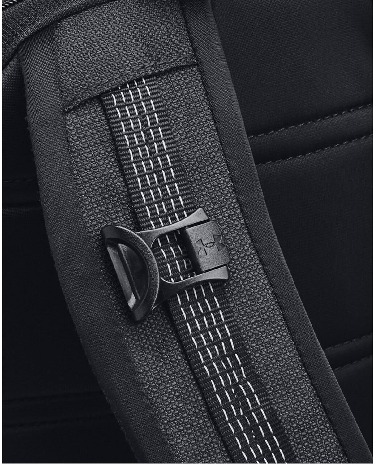 Under Armour UA Triumph 1372290 Damen -Rucksack schwarz 2 Einen Größe, Schwarz, Schwarz, Schwarz, Schwarz – Bild 7