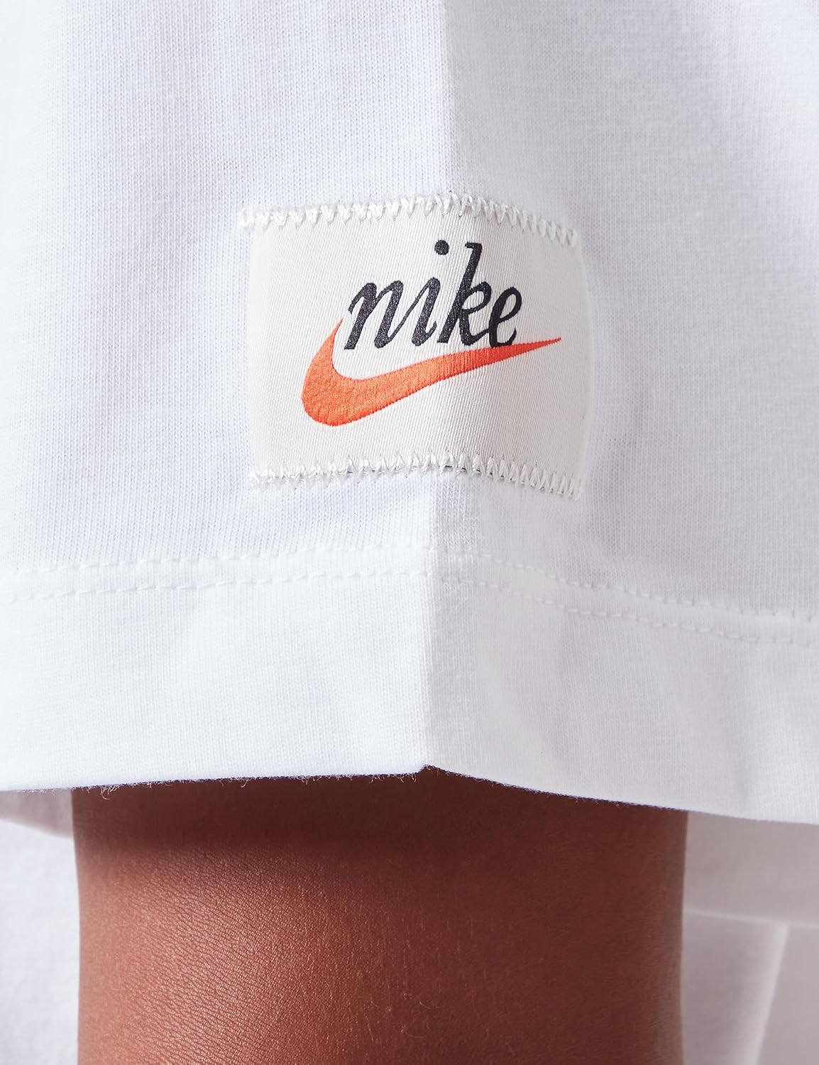 Nike Women's W NSW BF Swoosh SSNL T-Shirt – Bild 4